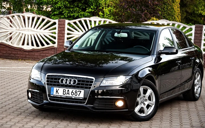 Audi A4 cena 39800 przebieg: 190000, rok produkcji 2010 z Lipno małe 781